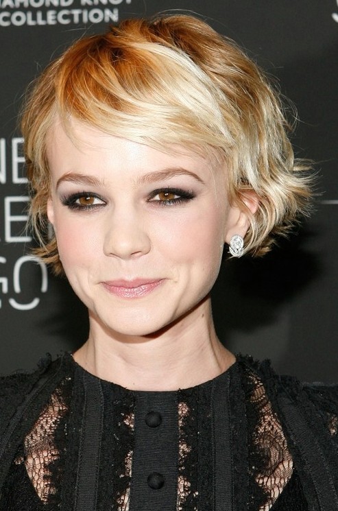 Fashionable Short Wavy Hair - Pixie Haircuts