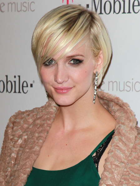 Ashlee Simpson Pretty Haircut with Bangs