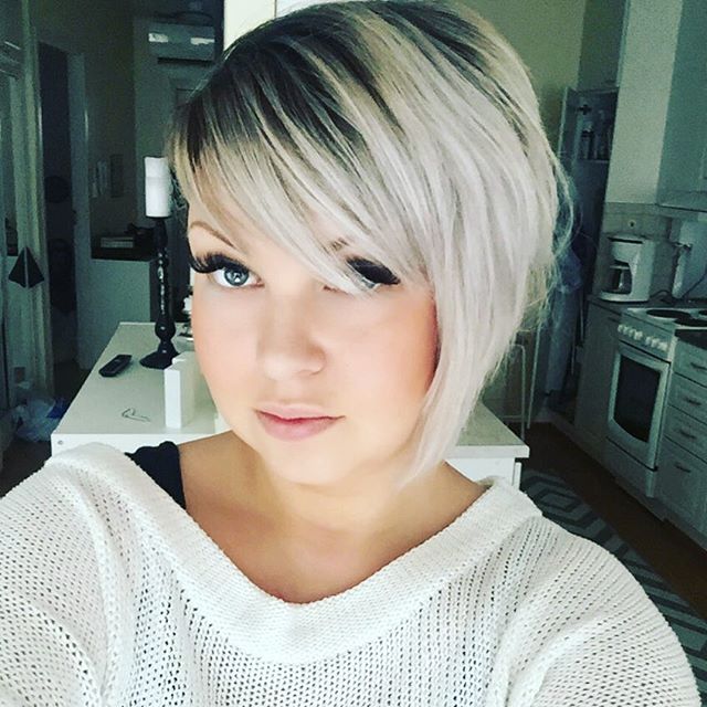 Cute asymmetrical bob haircut for short hair