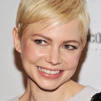 Short Straight Pixie Haircut with Side Swept Bangs - Michelle Williams Hairstyles