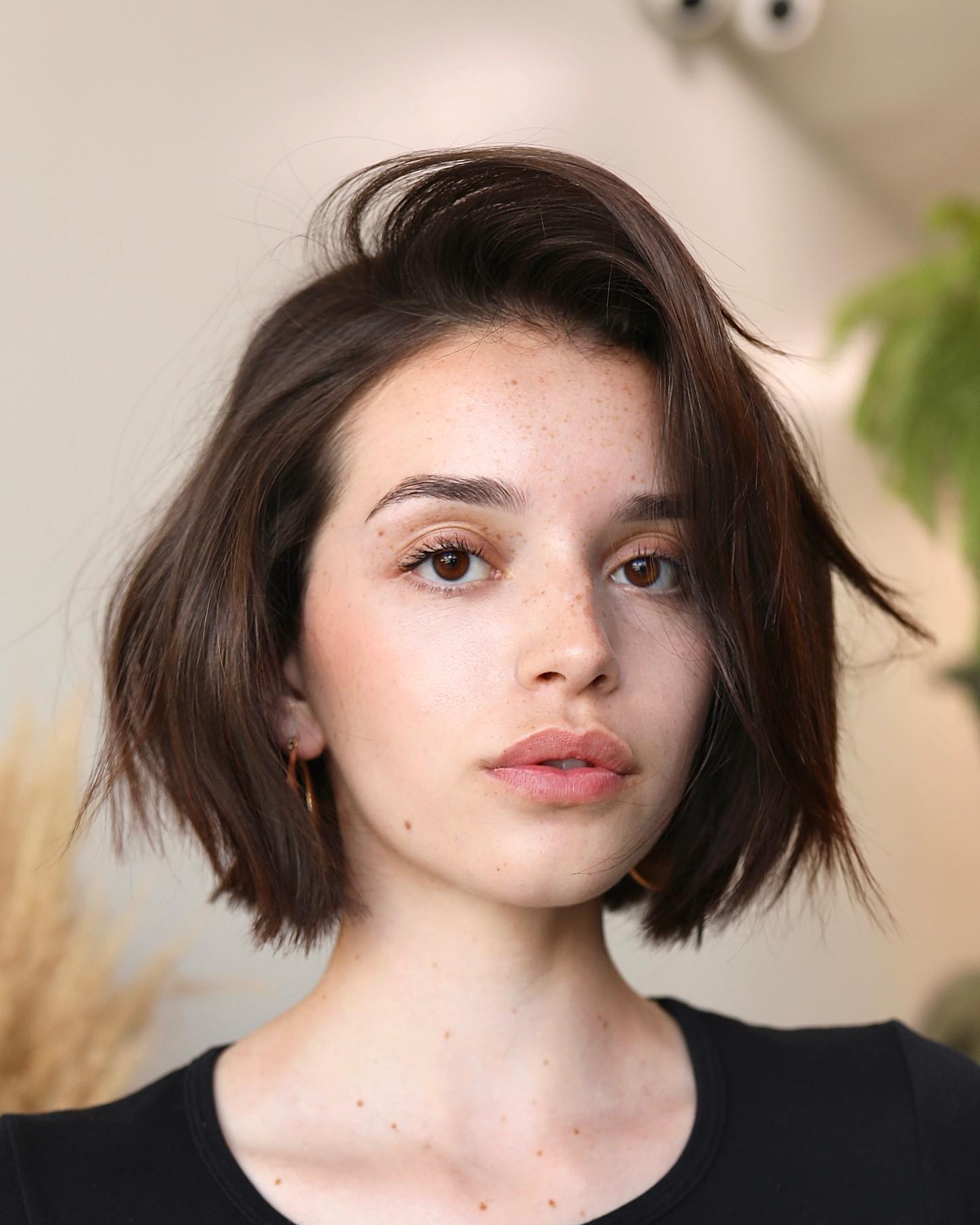 Modern short hair