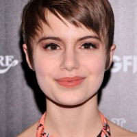 Sami Gayle Short Pixie Haircut - Cute Short Hairstyles for 2014