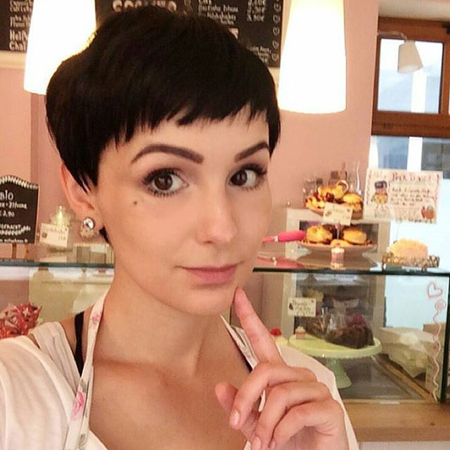 simple easy daily short haircut - pixie cut