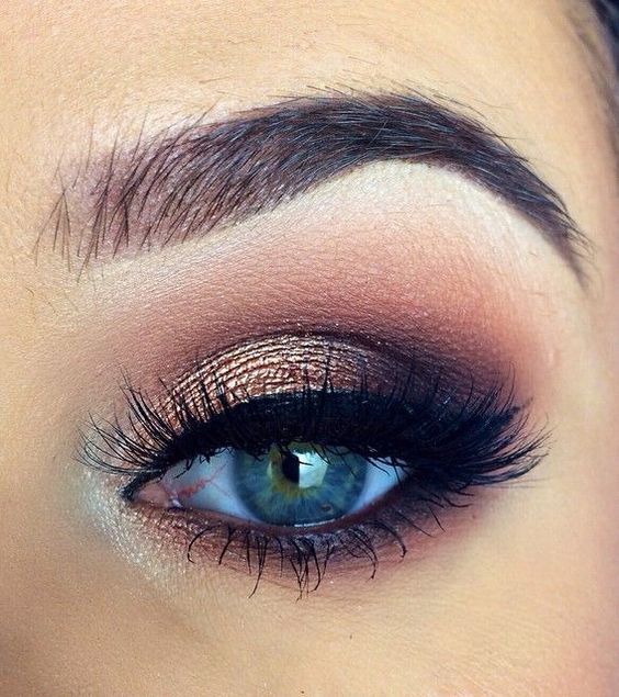 Top 7 Makeup Tips For Deep Set Eyes