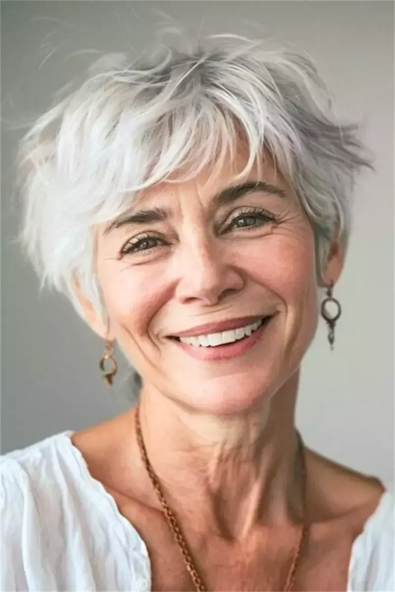 Best Short Haircuts for Women Over 60