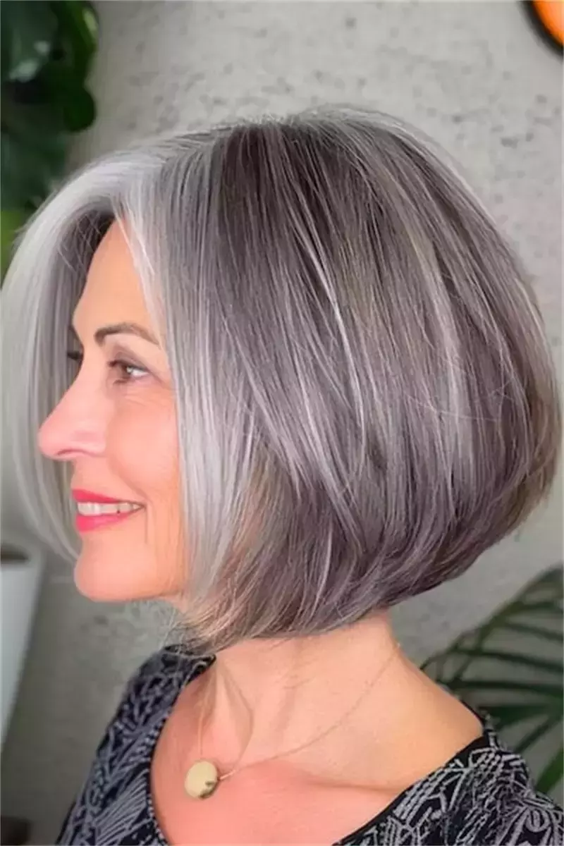 Best Short Haircuts for Women Over 60