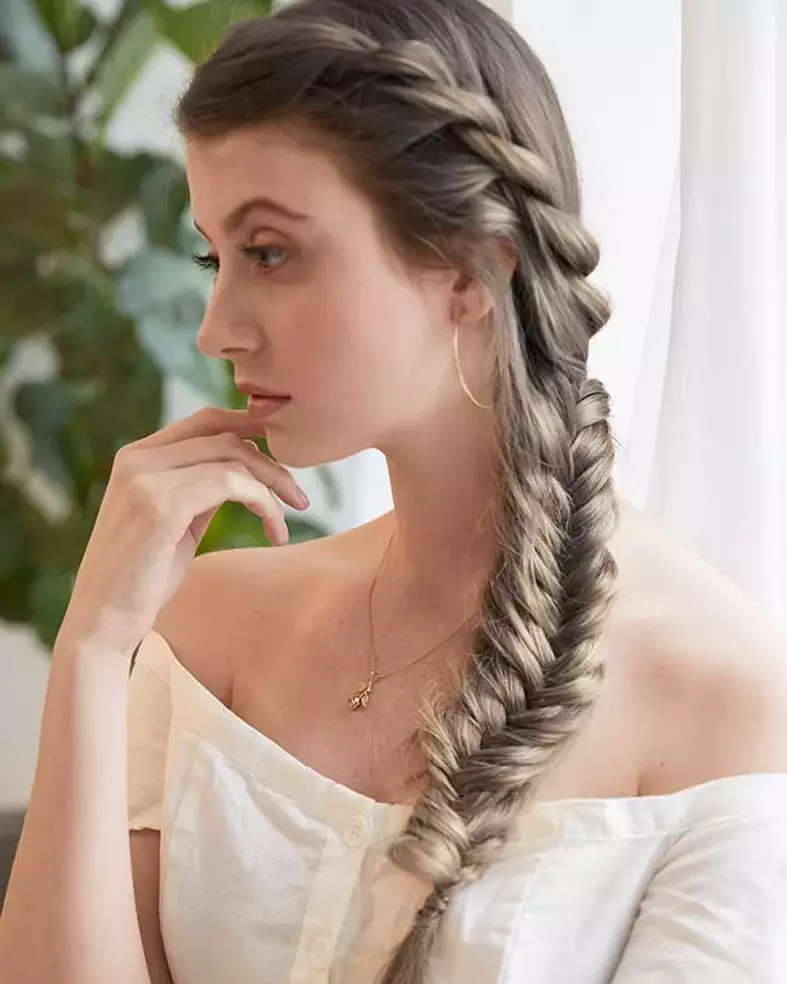 Side Fishtail Braid